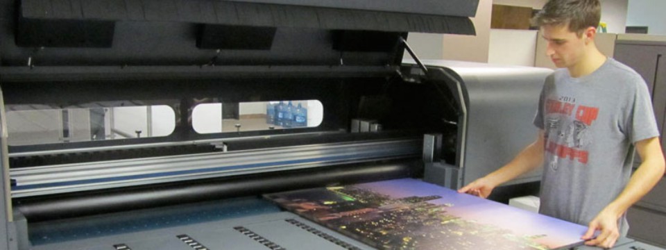 LARGE FORMAT PRINTING